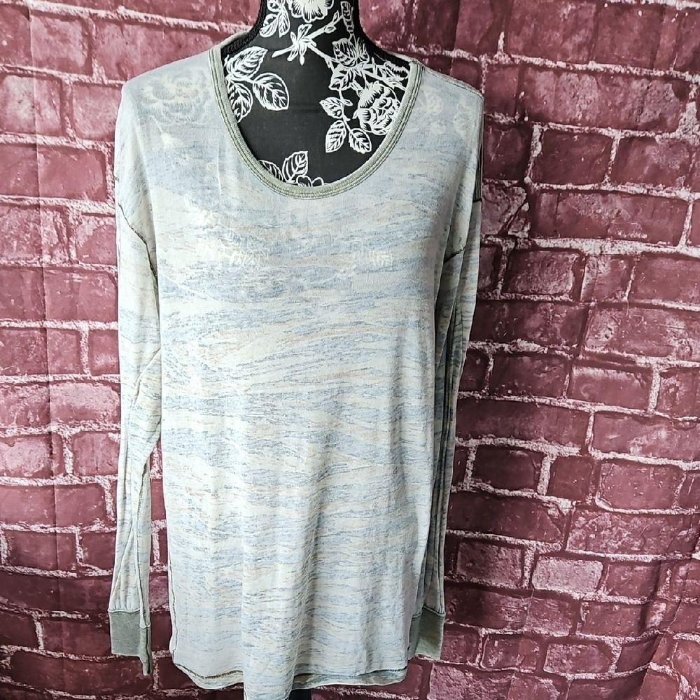 We The Free 🎁 Women's Long Sleeve Casual Sheer Top Size Medium